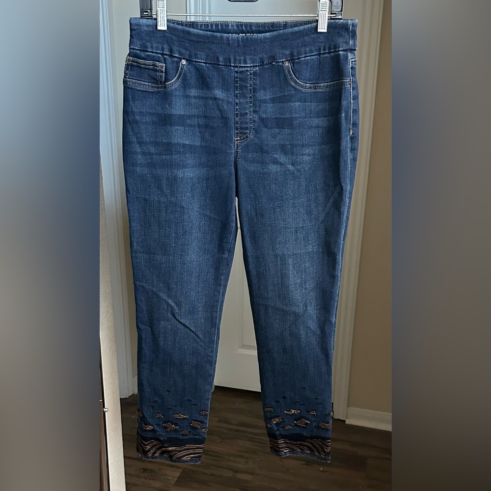 Chico’s Pull On Ankle Jeggings